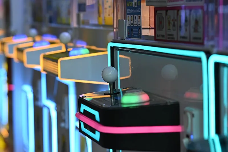 Hunting Ghosts in Gutted Bowling Alleys: The Obsessive World of Arcade Cabinet Collectors